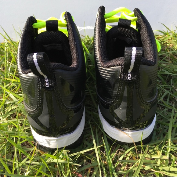 Under Armour Crusher RM Football Cleats - Picture 3 of 5